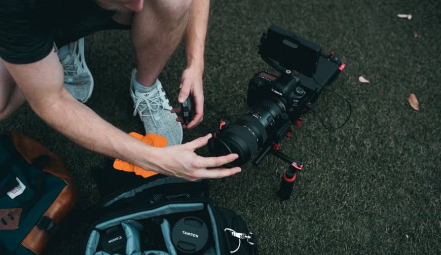 色彩心理学×动态美学，利州区产品视频拍摄公司唤醒感官冲击力